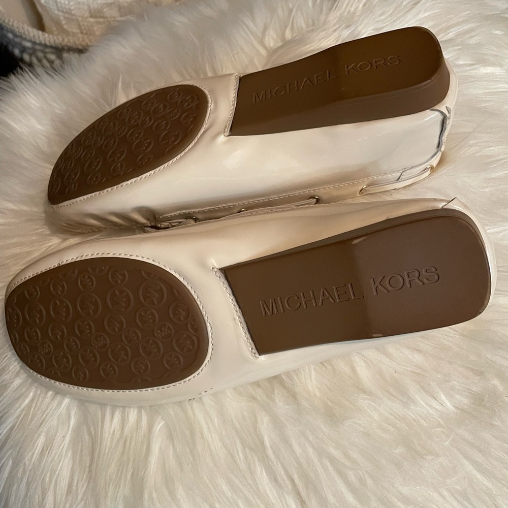 Michael Kors woman loft size 7M cream color - Picture 3 of 6
